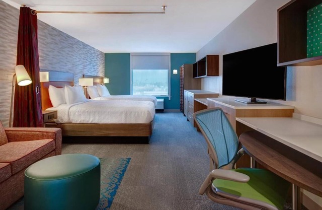 Perfect Spot for Unwinding! 2 Units with Free Breakfast, Pets Allowed!