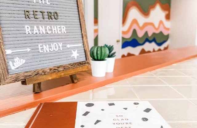 Perfect Vintage game day house with tons of room for families or large groups!