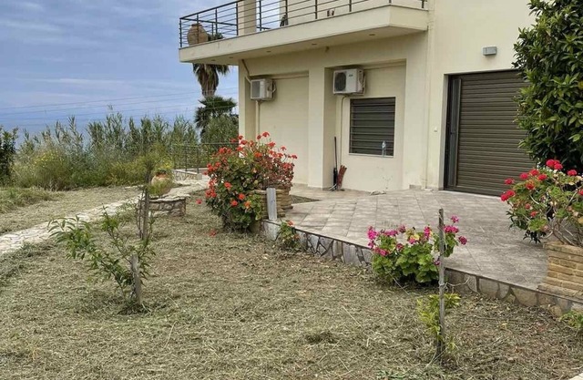 Peroulia Bay View Studio