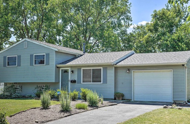 Pet-Friendly Columbus Home w/ Fenced Backyard