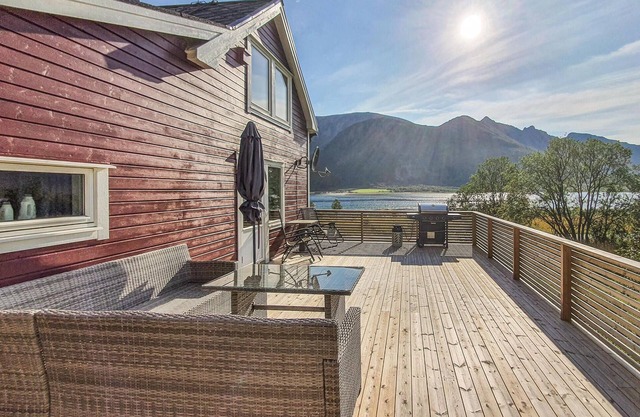 Pet friendly home in Sortland with WiFi
