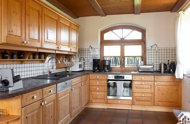 Peter Lassau Modern retreat