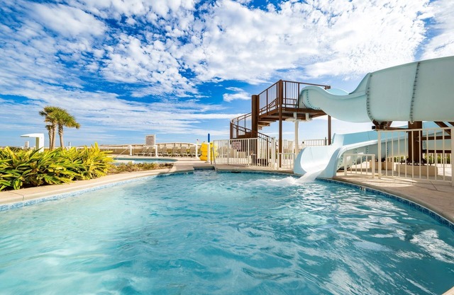 Phoenix Gulf Towers 805 4 Bedroom Condo by RedAwning