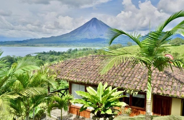 Pie in the Sky 1 Gorgeous Cottage with spectacular scenic views