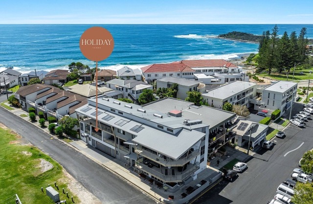 Pilotage 3 | Ocean and Lighthouse views