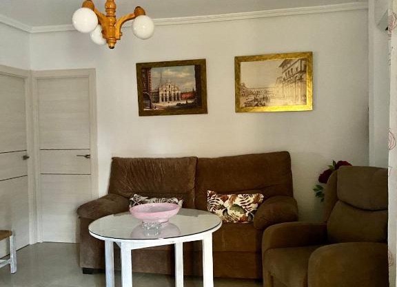 Piso vivienda uso turístico Julio Burell BAEZA REFORMADO