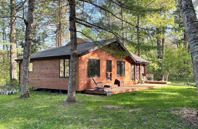 Plan your Berkshires by the lake