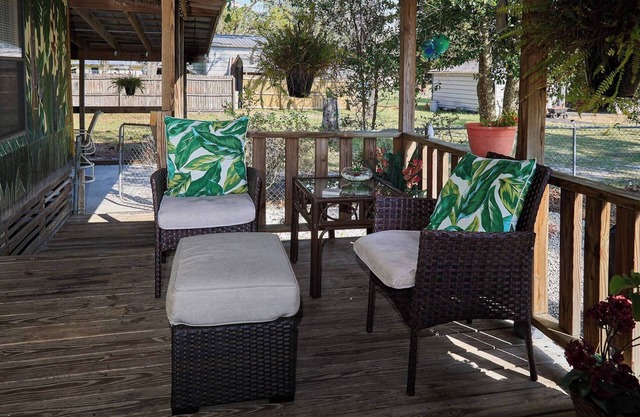 Pleasant Days Lodging Scallop Room