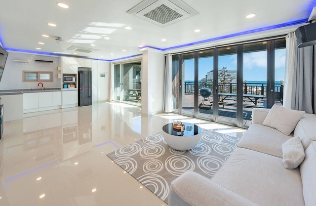 Pohang Blue Hill Pension