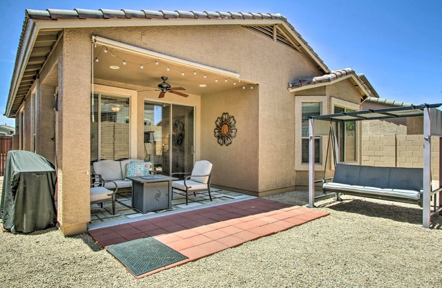 Pool & Hot Tub Access: Home in North Phoenix