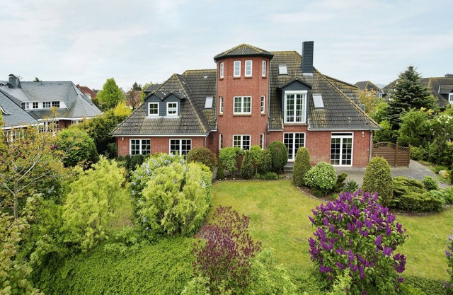 Pool house with Baltic Sea view