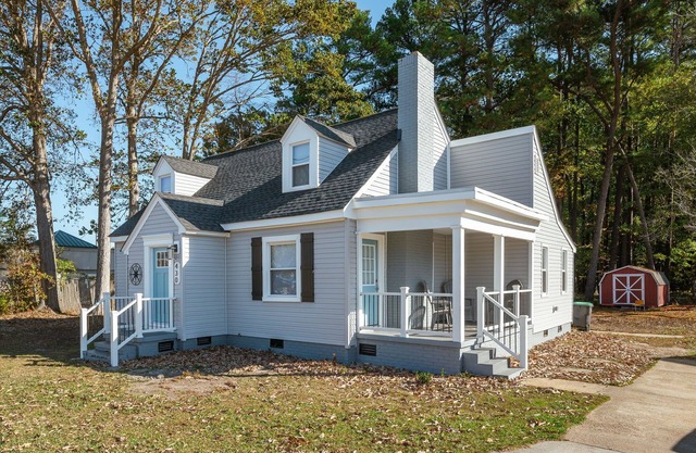 Poquoson 4 bed, 2 bath! Great Langley Access!