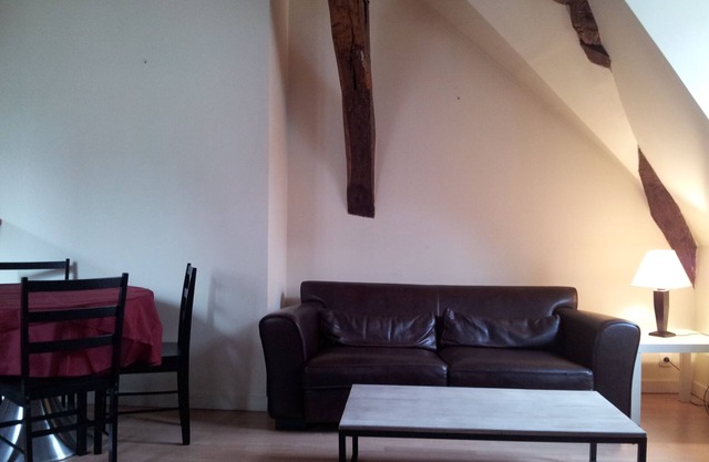 Port of Vannes, charming 65m2 in building renovated eighteenth, internet