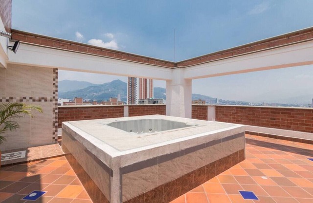 Portal Parque 801 · Cozy Apt Parque Sabaneta 2BD, Rooftop Jacuzzi