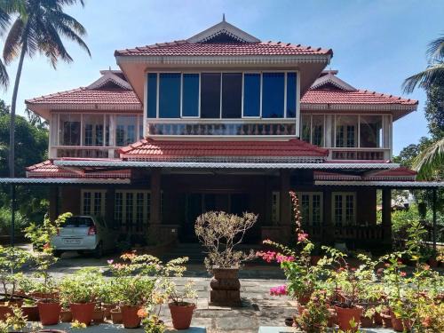 Pournami Home Stay