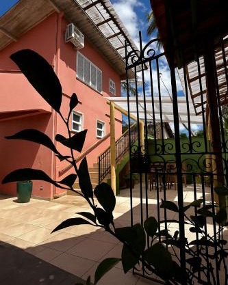 Pousada Casa Rosada Ilhabela