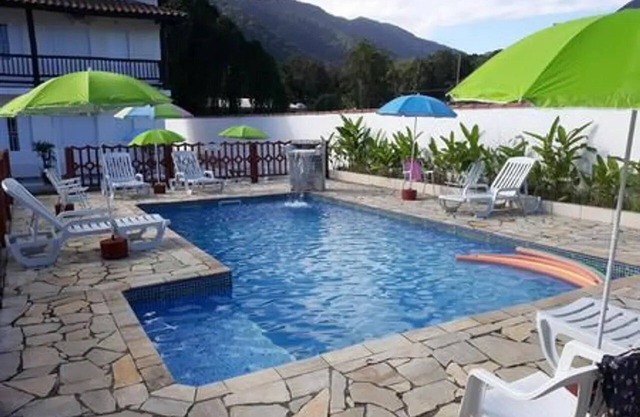 POUSADA TANI COM AR E PISCINA em MARESIAS
