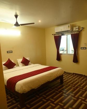 Pravin Beach Resort