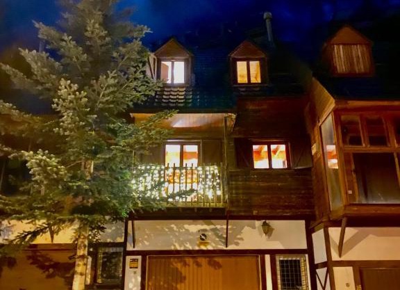 Preciosa cabaña con vistas a la montaña