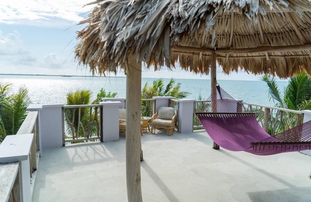 Premier Oceanfront Cabana w/Private Roof Patio & Incredible Ocean Views