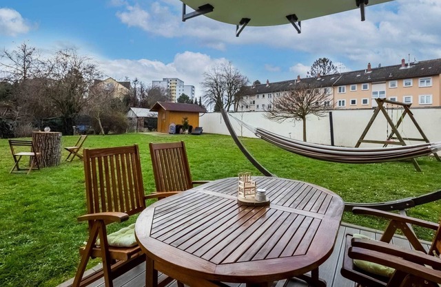 Premium Smart Home, Huge Garden, Media Streaming