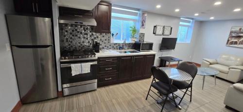 Prestige Accommodation Self-contained 2 Bedrooms Suite
