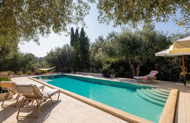 Prestige Villas - Private Villa with 2 pools near amenities and Corfu Town!