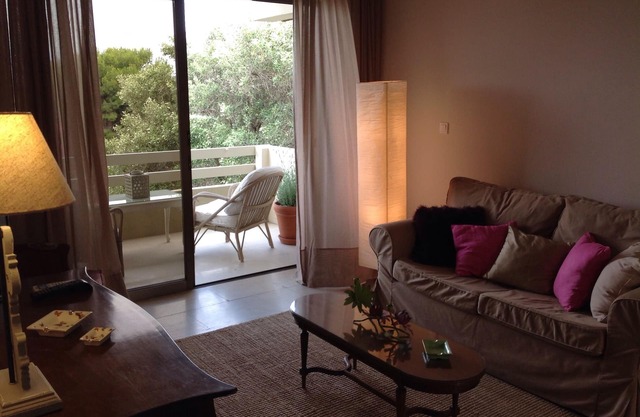 Pretty apartment 1st floor with sea view