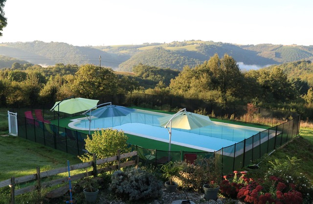 Pretty family gite with shared pool