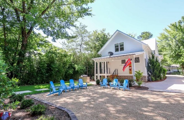 Pride of Price Street by Apex Short Term Stays