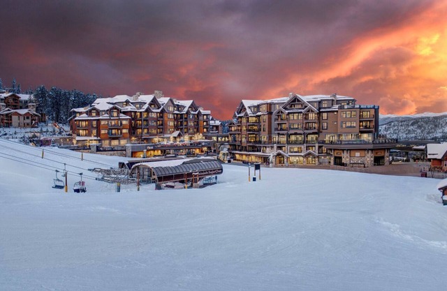 Prime Week Feb 15-22 - Grand Colorado on Peak 8 Resort - Excellent Amenities!