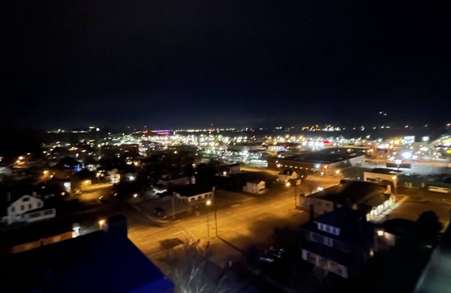 Princess Avanis Luxury Palace w/ balcony views. Great location!