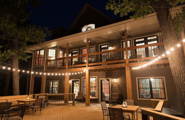 Privacy-On 40 Acres-Near TableRock Boat Launch-Games-Stunning Views-New Cmnty Pool-Car Charger