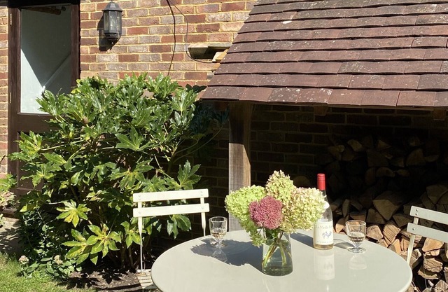 Private accommodation in this quintessintially small and beautiful rural village