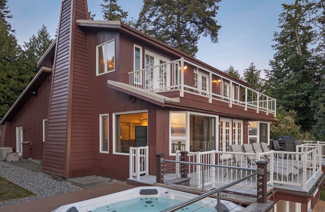 Private Beach! Westside! Spacious Home! (WWBeach)