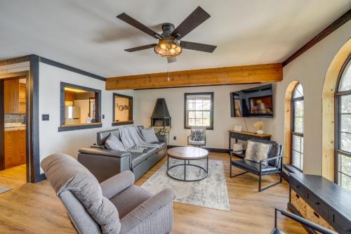 Private Boat Slip and Dock Lakefront Grove Retreat!