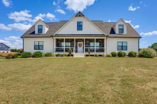 Private Boat Slip on Lake Anna 3,000-Sq-Ft Home!