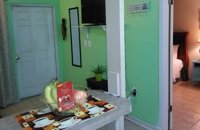 Private Cozy Nr Lake, Safe Quiet Incl everything + Wifi nr Legoland