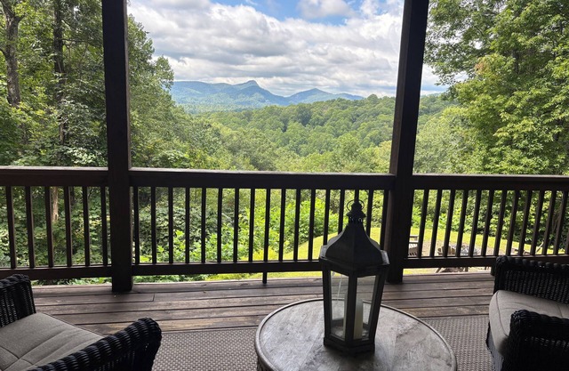 Private custom home! Spectacular view/fire pit! Gated community with waterfalls.