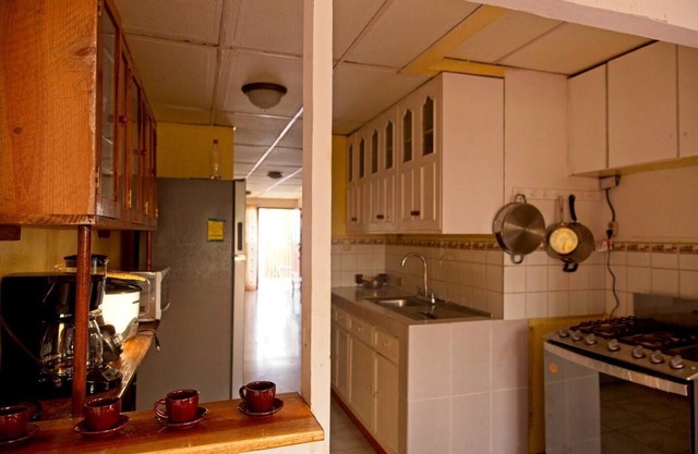Private Home, Ideal for Families and Groups Parking, WIFI, 3BR