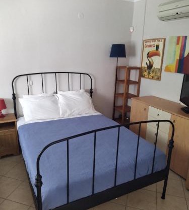 Private Little House in Lagonisi