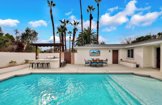Private Palm Desert home with private pool & spa