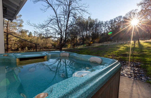 Private Penn Valley Home with Hot Tub & Fireplace