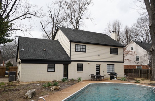 Private Pool- 6 BR Home with Extra Sleeping Space