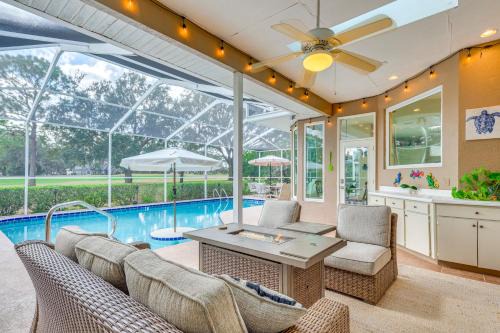 Private Pool Pet-friendly Retreat on Golf Course!