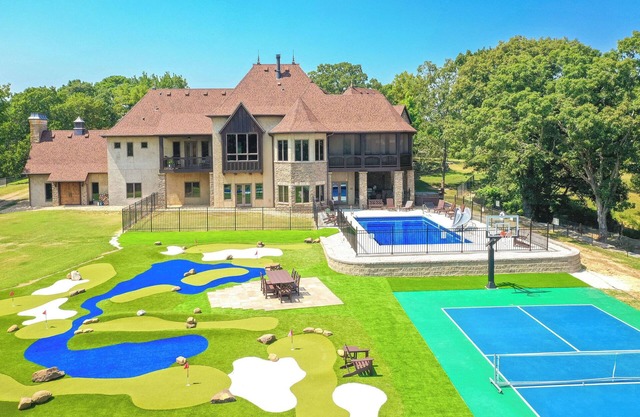 Private Pool, Pickle/bball, Close to Big Cedar