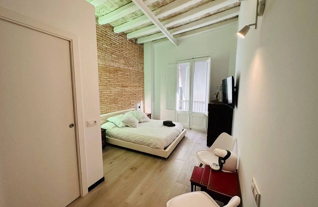 Private room with several common areas