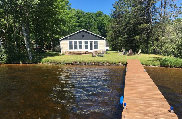 Private, Renovated Lakefront Cottage, Lake Namakagon, Chequamegon Nat. Forest