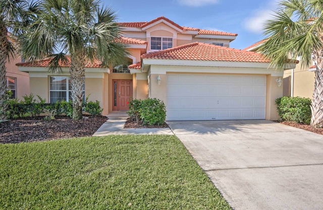 Private Resort Villa w/Pool - Close to Disney!