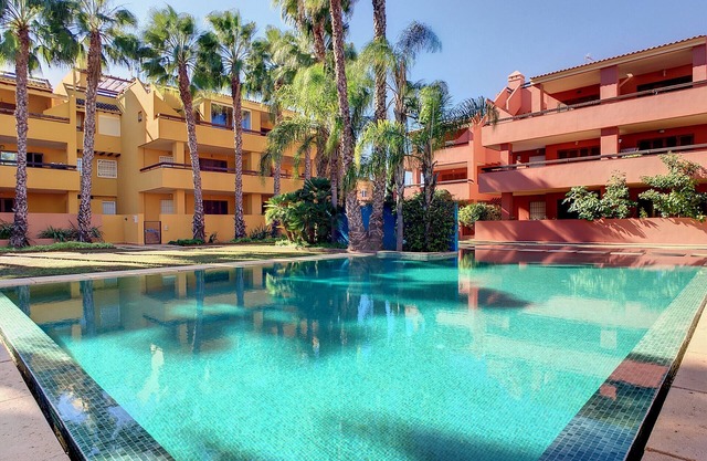 Private roof terrace, penthouse apartment, free wifi, sea views